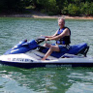 Meet your Posher, Dennis